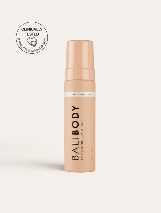 Mousse autobronceante de fácil aplicación, color natural sin manchas y sin olor. El mejor mousse autobronceante en Chile.